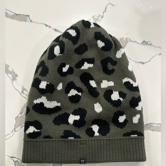 Talula Beanie - Picture 1 of 2